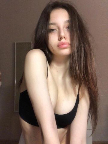 Моника фото 3